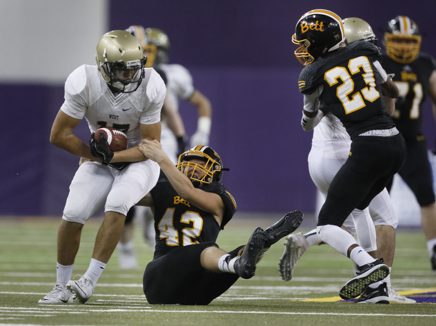 111017mp-4a-Bettendorf-1